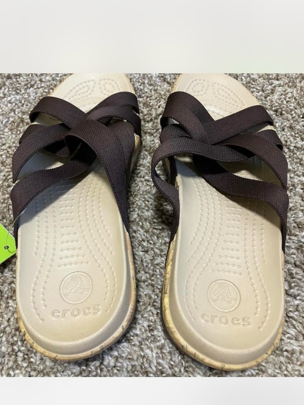 CROCS Edie Stretch Sandal Brown NWT women’s size 6 - Picture 4 of 8